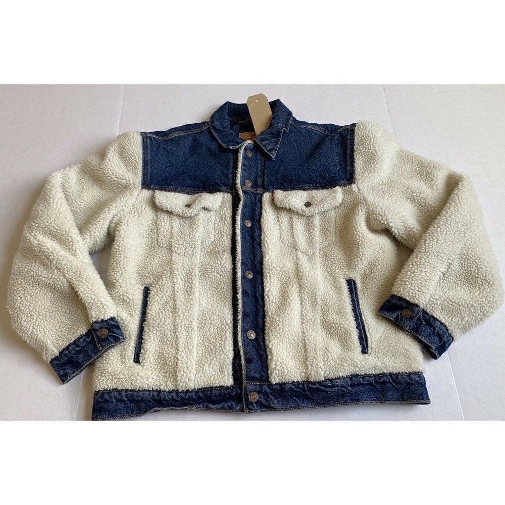 LEVI'S EX-BOYFRIEND Pieced Sherpa Trucker Jacket